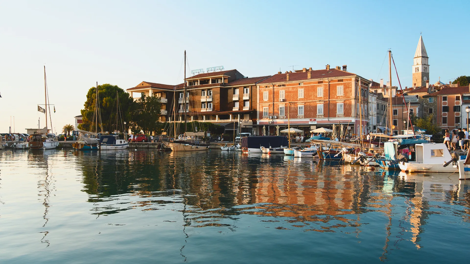 hotel marina izola